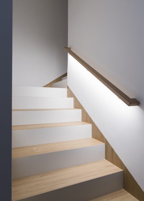 integra-deco-estudio-suelo-escalera-1